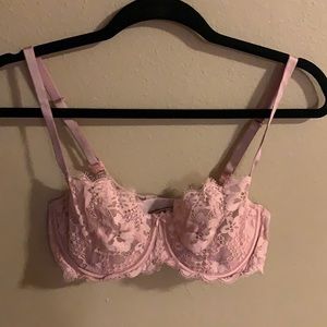 Victoria’s Secret Light Pink Lace Bralette